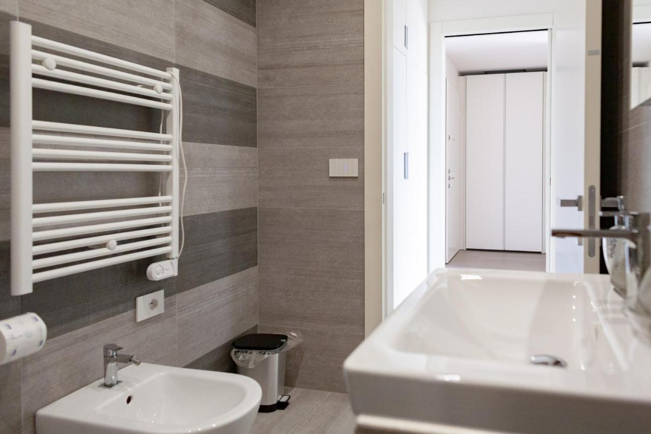 Bnbutler - Flavio Gioia, 5 - Appartamento Con Vista, Citylife Милан Экстерьер фото